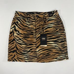 YMI Tiger Print Mini Skirt Sz: 3/26 NWT